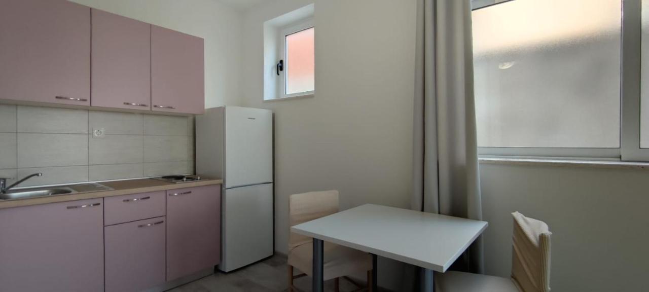 Ana Apartment *