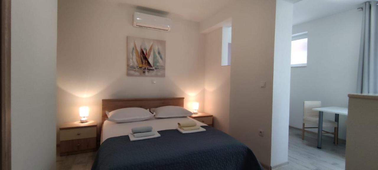 Ana Apartment